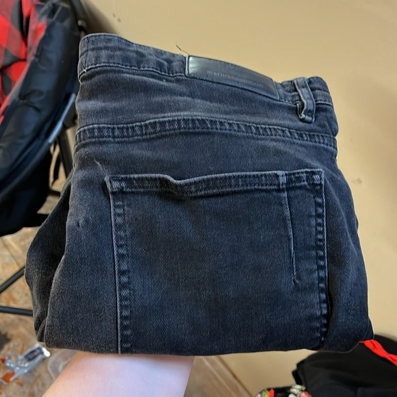 Won Hundred Women's Black Midi Denim Jean Shorts size 34 - Picture 6 of 6